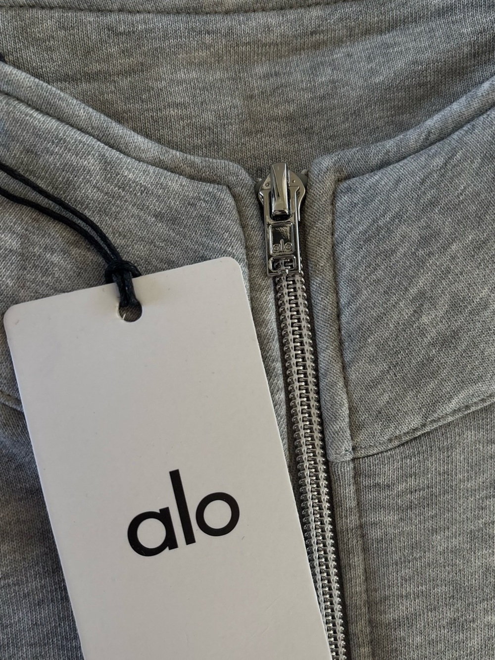 ALO Yoga Heather Gray Quarter-Zip Pullover - Picture 4 of 7